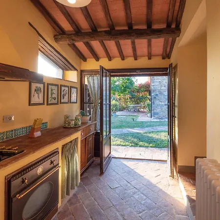 Pet Friendly In With Wifi Casole dʼElsa